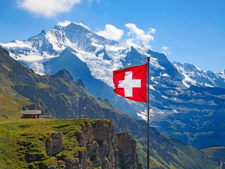Traveling To Switzerland For The Holidays? Here Is Your Fun Holidaying ...